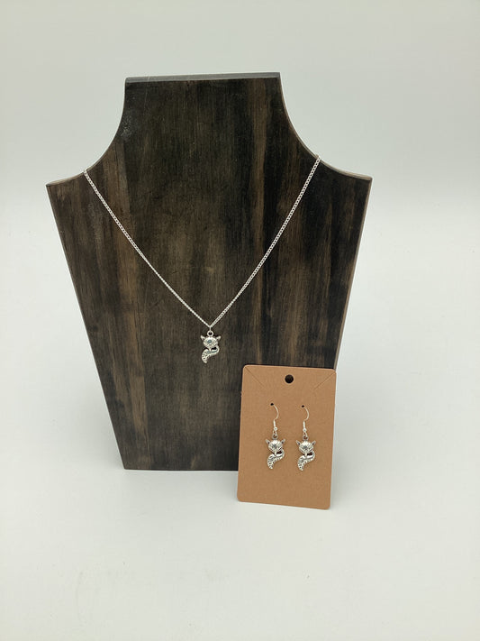 Silver Fox Necklace and Earring Set